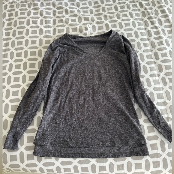 Lululemon long sleeve shirt - Picture 1 of 2